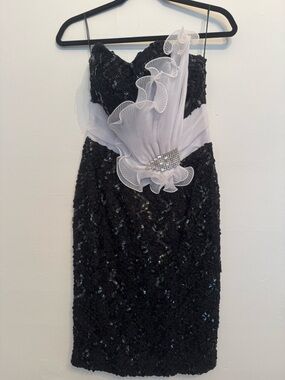 Black and White Sequin Ruffle Party Dress